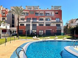 Apartment Near Beach With Pools in Spain