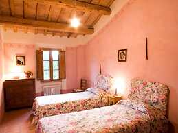 Spacious Holiday Home in Brisighella