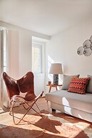 Idyllic Light-Filled Alfama Apt, By Timecooler