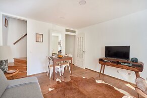 Idyllic Light-Filled Alfama Apt, By Timecooler