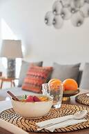 Idyllic Light-Filled Alfama Apt, By Timecooler