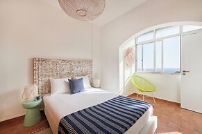 Infinite Ocean View W Free Parking, By Timecooler