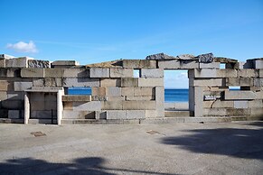 Infinite Ocean View W Free Parking, By Timecooler