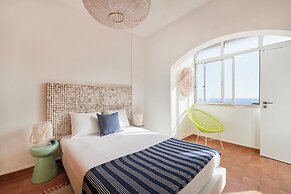 Infinite Ocean View W Free Parking, By Timecooler