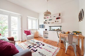 Sunny Renovated Apt With Ac, By Timecooler