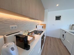 Central Beach Villa W Heated Pool, By Timecooler