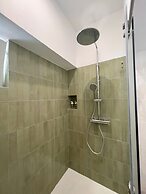 Central Beach Villa W Heated Pool, By Timecooler