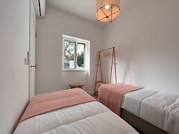 Central Beach Villa W Heated Pool, By Timecooler
