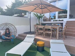 Central Beach Villa W Heated Pool, By Timecooler
