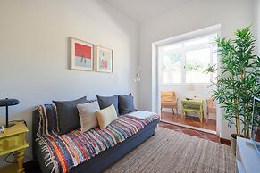 Central & Sunny 2Br Apt Near Beach, By Timecooler