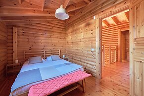 Beach & Golf Retreat W Amazing Pool, By Timecooler