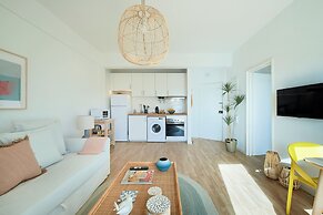 Seaview & Sunset Balcony Charm, By Timecooler