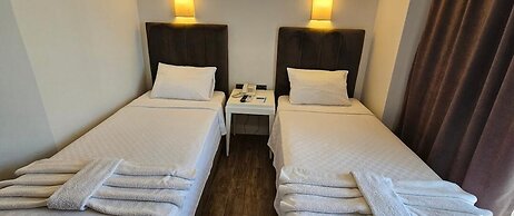 LİMİS OTEL