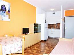 Apartment in Caorle Near Beach & Pool