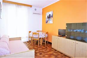 Apartment in Caorle Near Beach & Pool