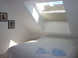 Holiday Apartment Near Beach