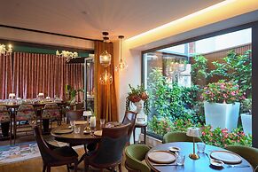 SIGMA Suites Hotel
