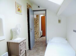 Authentic Stone Mas Retreat