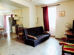 Authentic Stone Mas Retreat