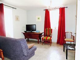 Authentic Stone Mas Retreat