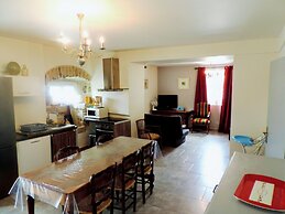 Authentic Stone Mas Retreat