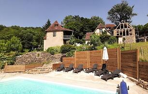Charming 1930s Home in Altillac