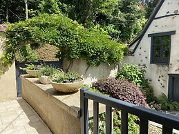 Charming 1930s Home in Altillac