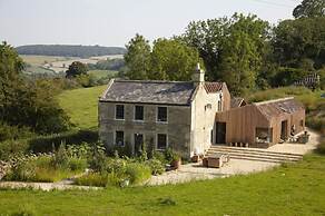 6-bed, Sleeps 16, Pets Allowed, Hot Tub