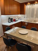 Olive Gem 2-bed Apt Sleeps 4 With Fireplace