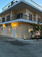 Olive Gem 2-bed Apt Sleeps 4 With Fireplace