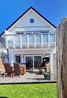 Holiday Home Apartment - East