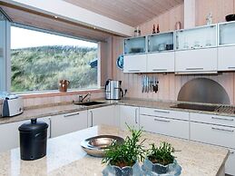 5 Star Holiday Home in Henne
