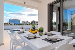 Villa Karlo
