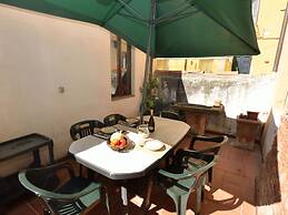 Lucca Central Garden Cottage