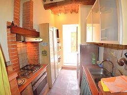 Lucca Central Garden Cottage