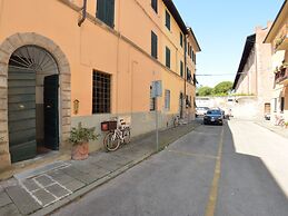 Lucca Central Garden Cottage