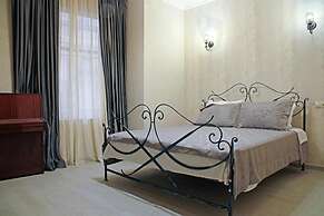 Hotel Crystall