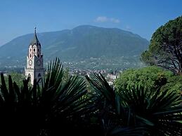 Majestic Apartment in Meran