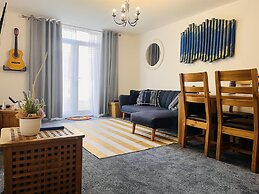 Beautiful 2 - Bed Apartment in Aylesbury