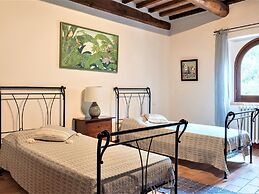 Villa in Umbria With Private Saltwater Pool