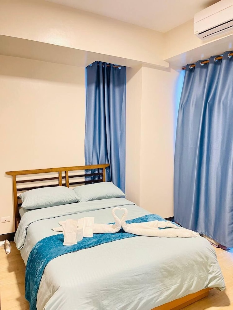 Mactan Newton Condo with Pool Access
