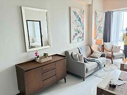 Mactan Newton Condo with Pool Access