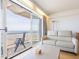 Apartment With 2 Bedrooms and sea View