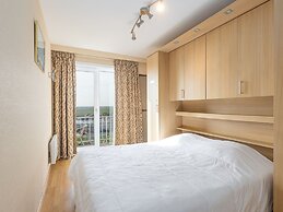 Apartment With 2 Bedrooms and sea View