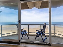 Apartment With 2 Bedrooms and sea View