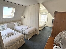 Winter Dene Hotel Beachside