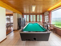 Villa in Ardennes With Sauna and Jacuzzi
