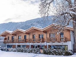 Large Chalet With Carmine and Wellness Area