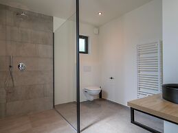 Luxury Villa With Pool & Sauna Kortrijk