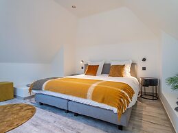 Luxury Villa With Pool & Sauna Kortrijk
